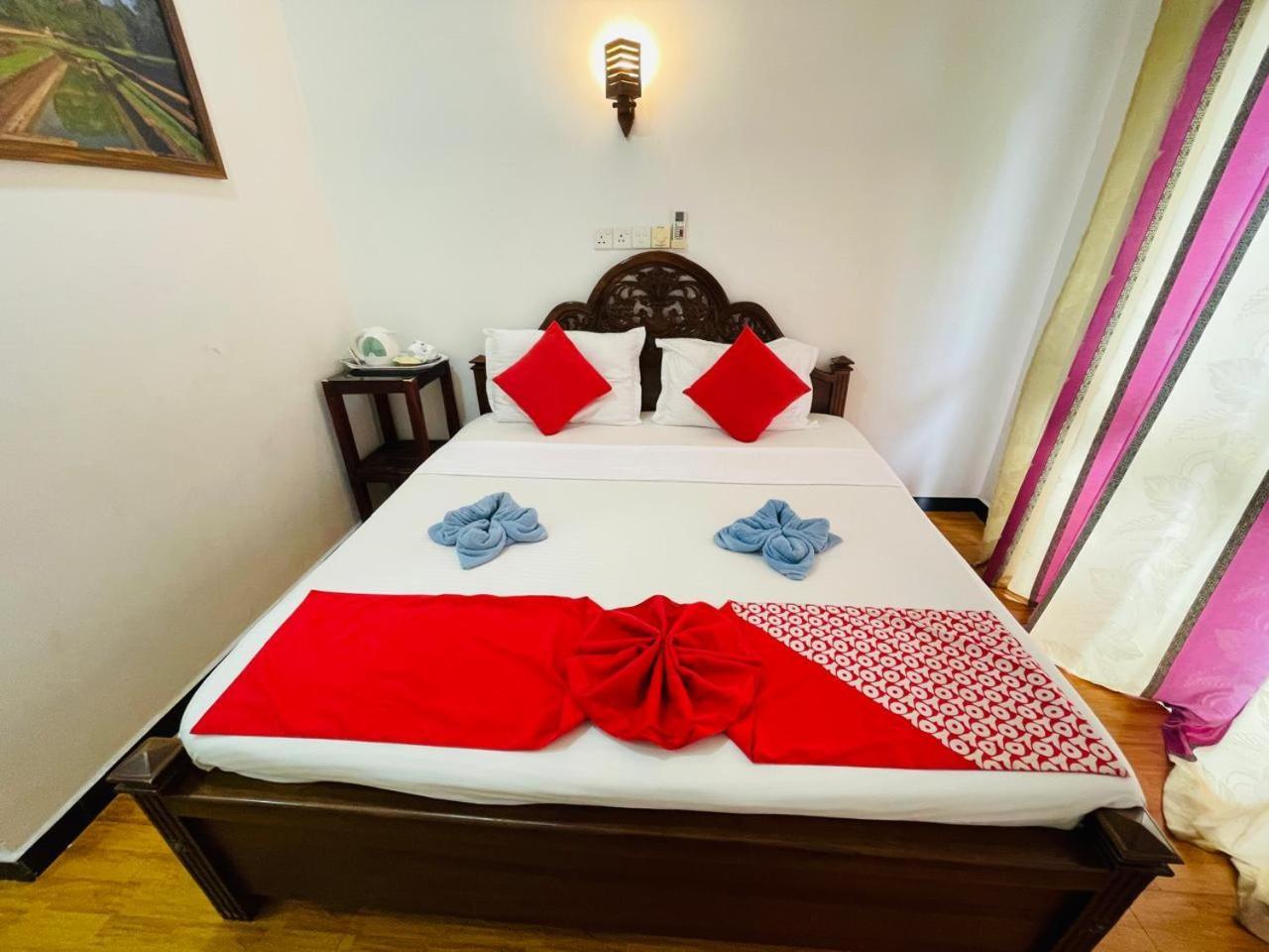 Hotel Awon Mirissa Zimmer foto