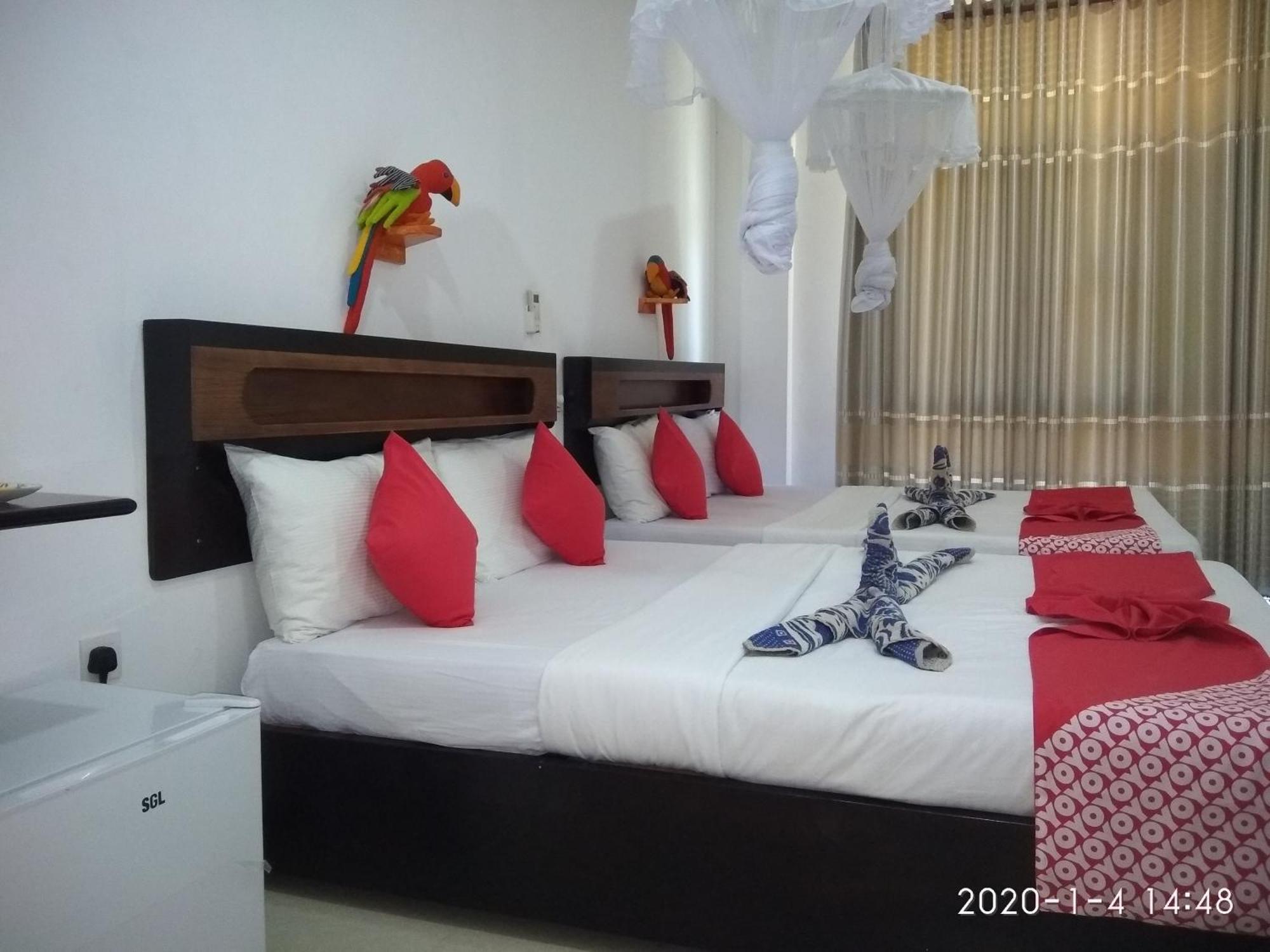 Hotel Awon Mirissa Exterior foto