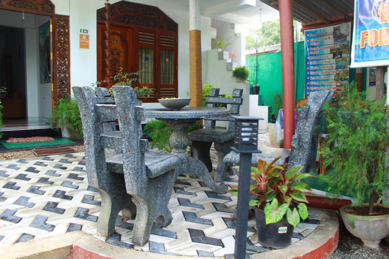 Hotel Awon Mirissa Exterior foto